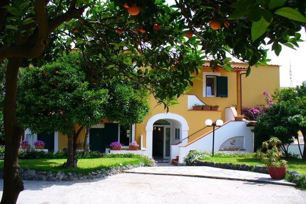 Hotel La Marticana Искья Экстерьер фото