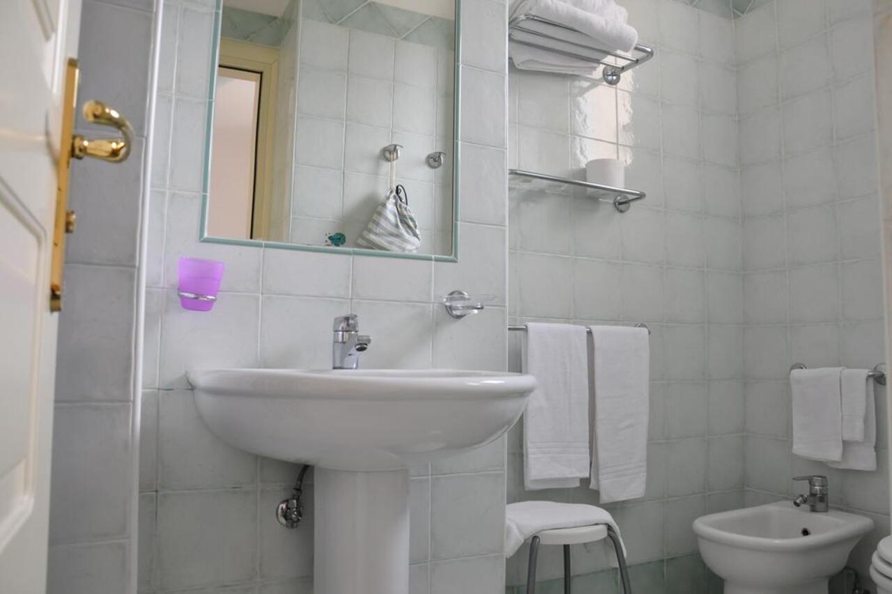 Hotel La Marticana Искья Экстерьер фото