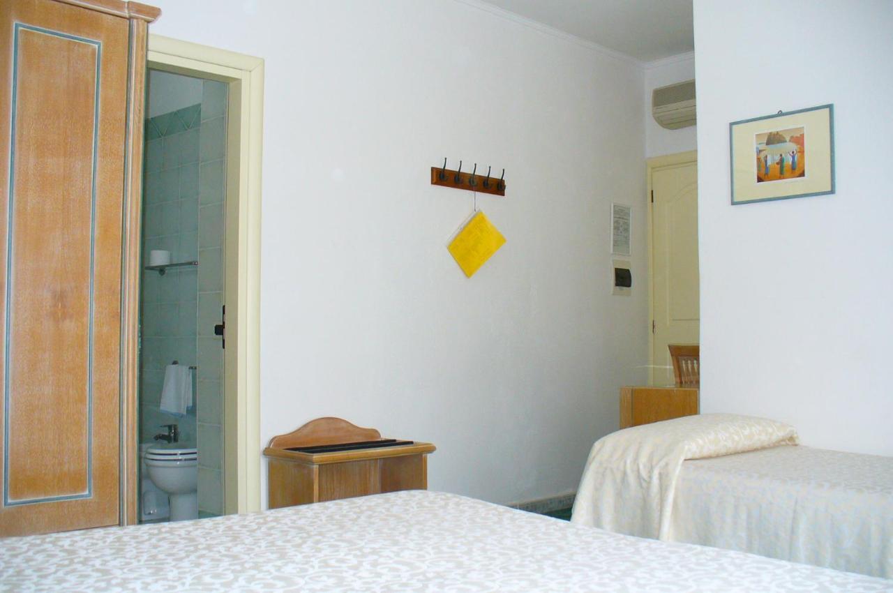 Hotel La Marticana Искья Экстерьер фото