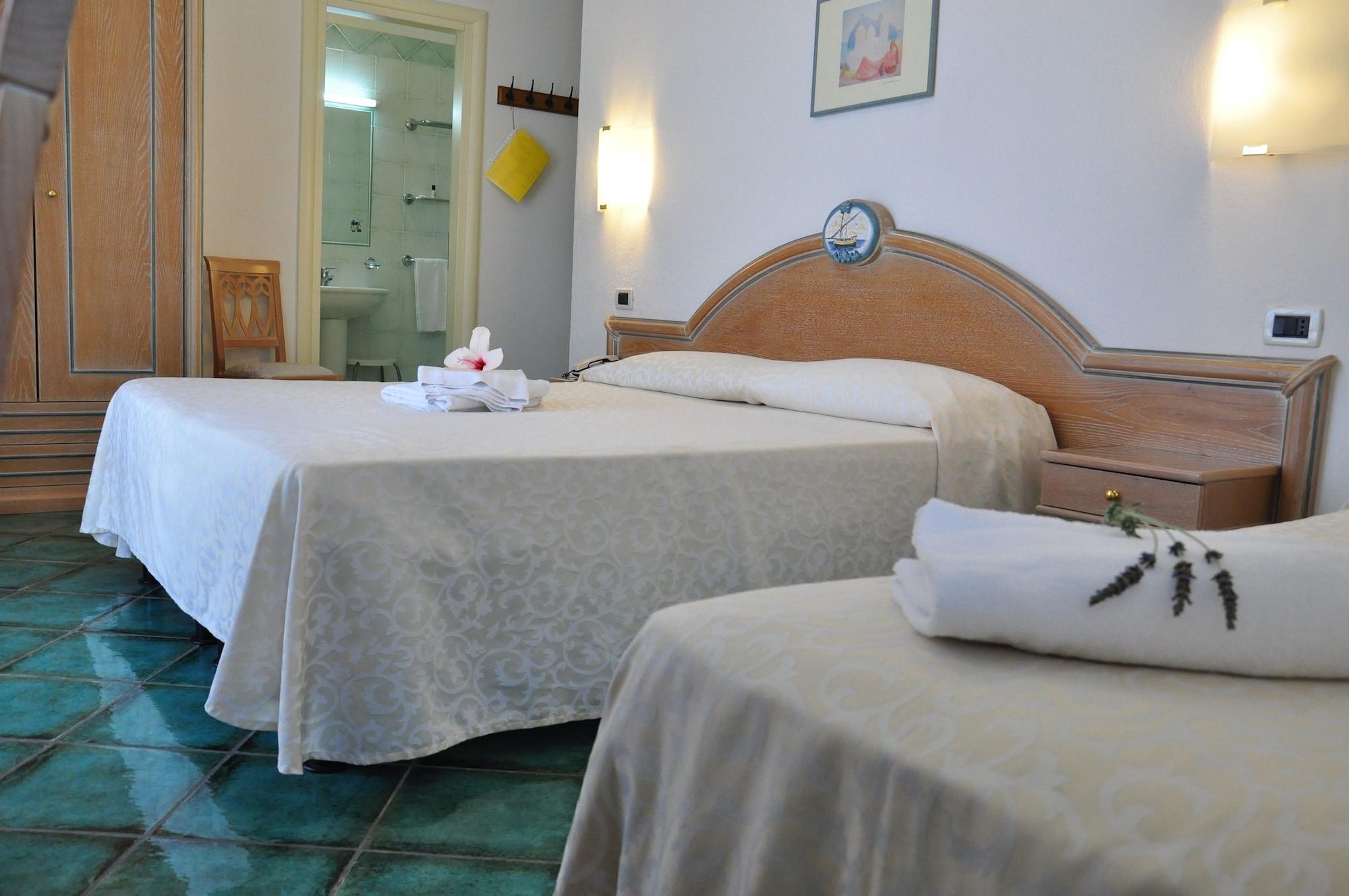 Hotel La Marticana Искья Экстерьер фото