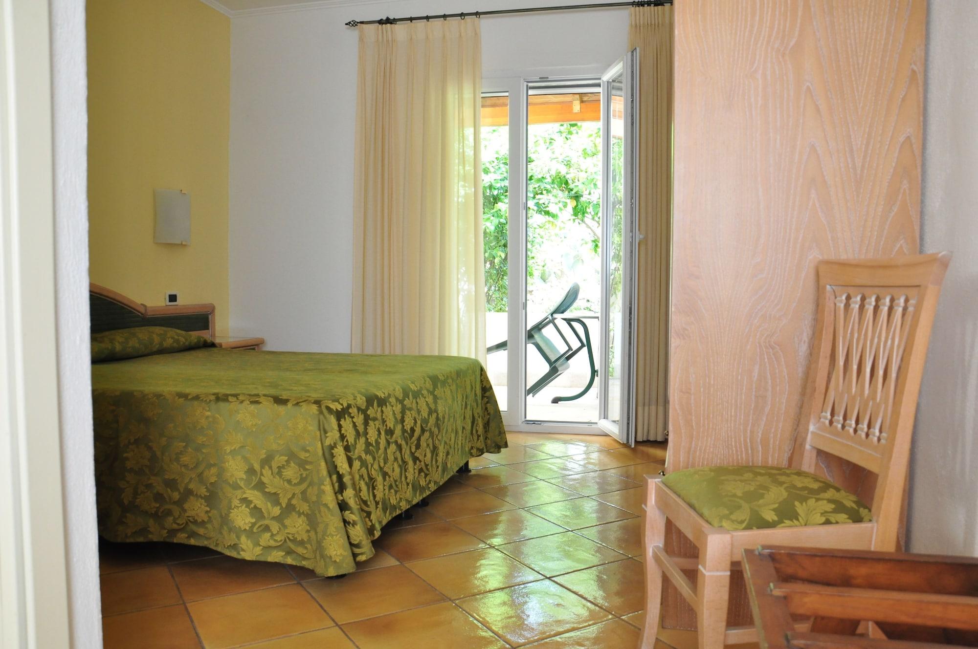 Hotel La Marticana Искья Экстерьер фото