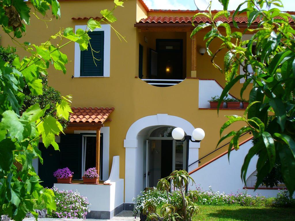 Hotel La Marticana Искья Экстерьер фото