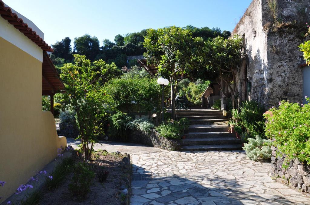 Hotel La Marticana Искья Экстерьер фото