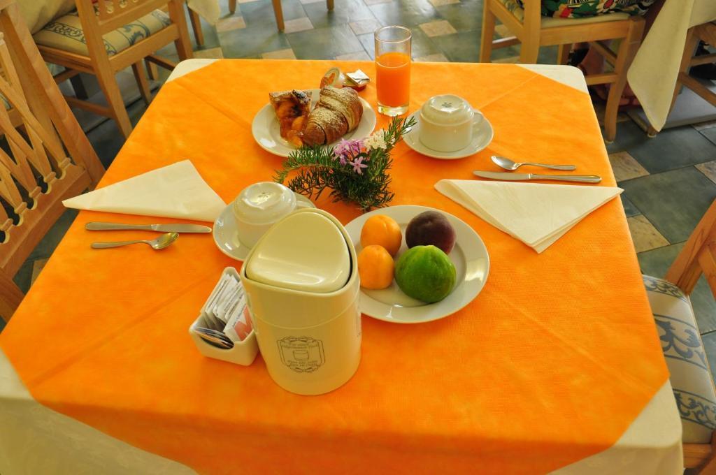 Hotel La Marticana Искья Экстерьер фото