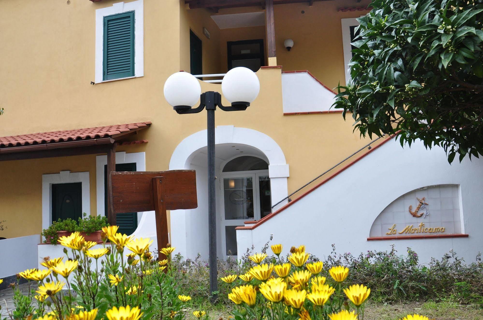 Hotel La Marticana Искья Экстерьер фото
